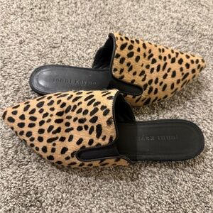 JENNI KAYNE Pony Hair Cheetah Print Pointed Toe Mule